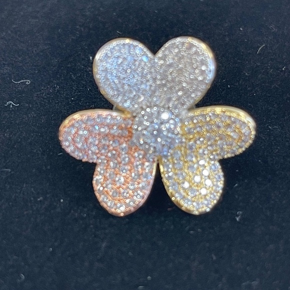 Mytys Trinity Gold Stud Flower Earrings - NWOT - Picture 2 of 5